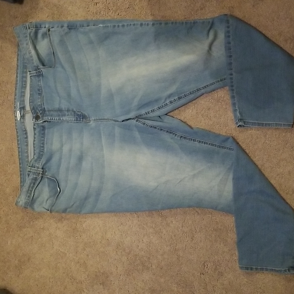 Old Navy Straight Leg Plus Jeans 28